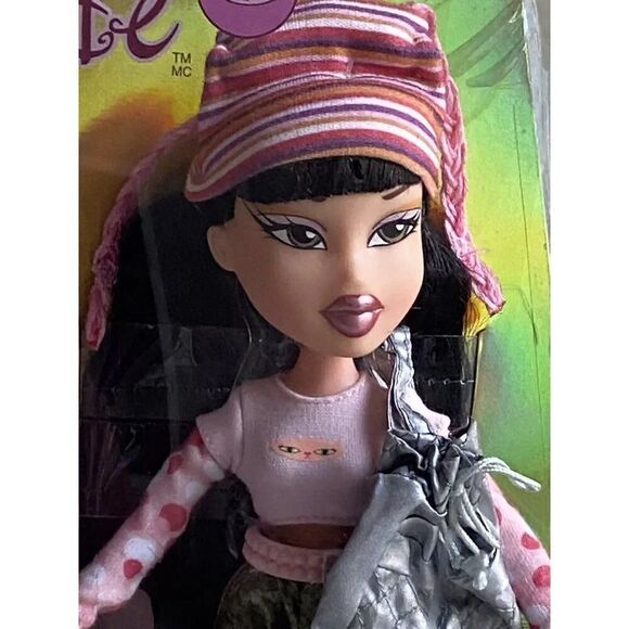 Bratz 20 Yearz Special Anniversary Limited Edition Original Fashion Doll JADE - Picture 2 of 16